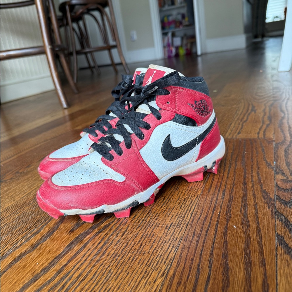 Nike Jordan Baseball Cleats Size 5.5Y